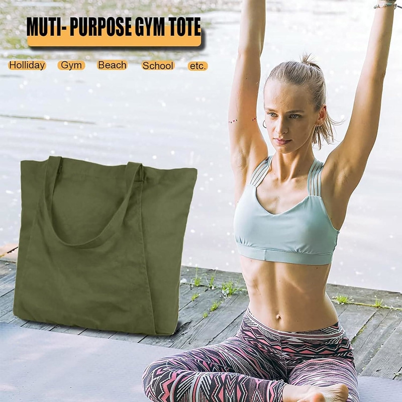 Gros sac de sport en coton de couleur verte avec chaussures
